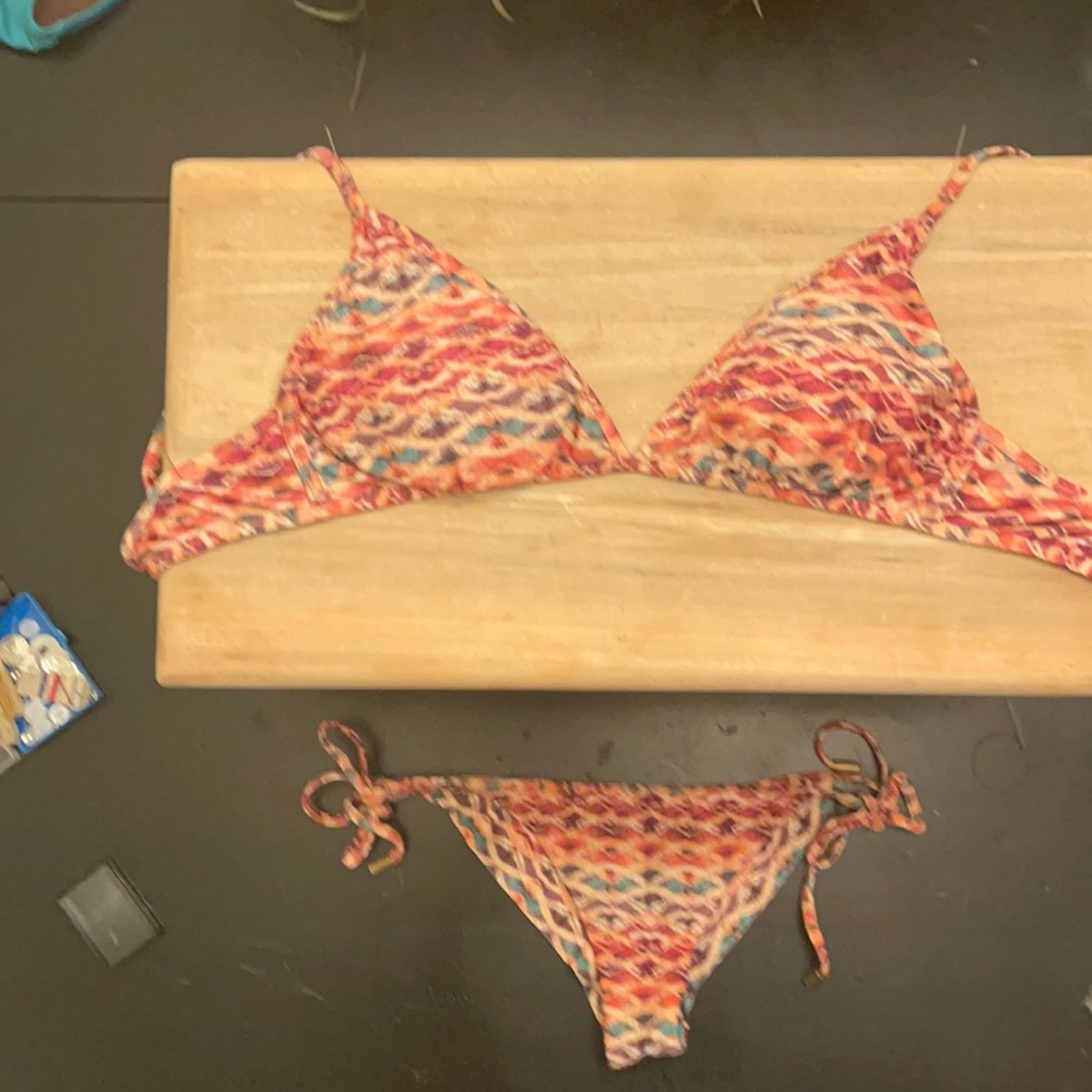Sofia by Vix swimwear set